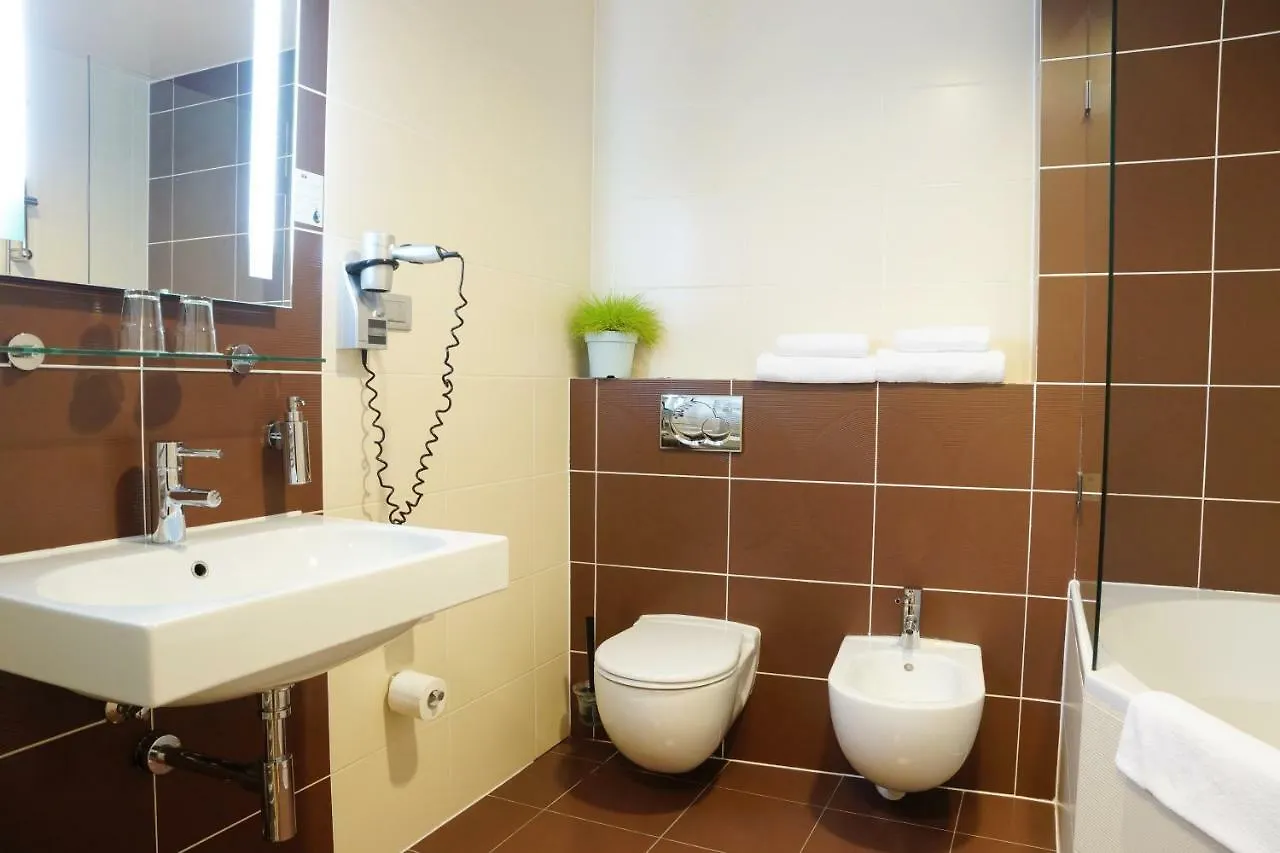 Galaxie Hotel Praga 4*,  Czechy
